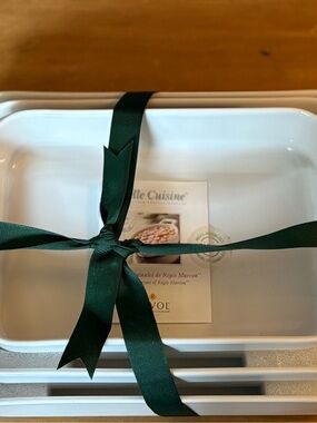 REVOL White Ceramic Baking Dish with Forest Green Ribbon